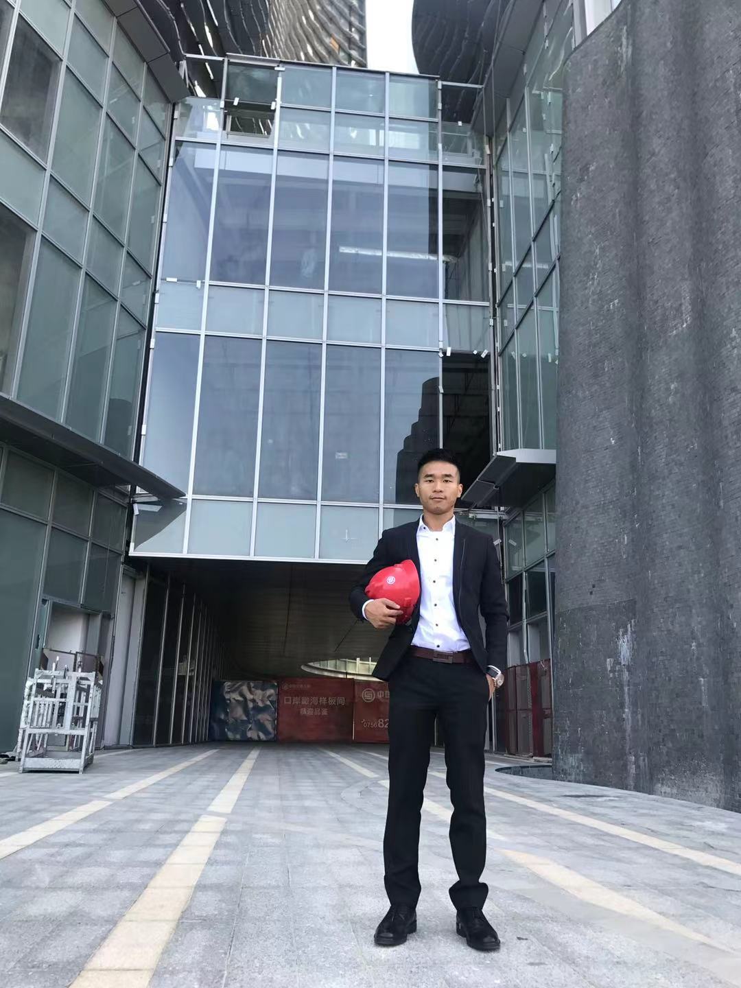 数年前，梁家星专程来到横琴考察调研。