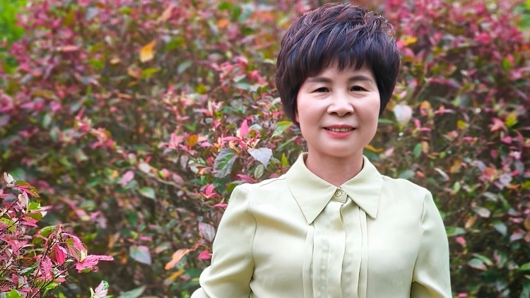 村K達(dá)人：愛唱英文歌的潮汕如姨