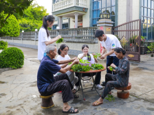 湛江科技学院中医药学院实践团在雷州雷高镇大群村开展“三下乡”活动
