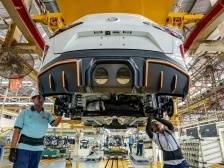 广汽“补课”，换道全力追赶丨汽车出口一线观