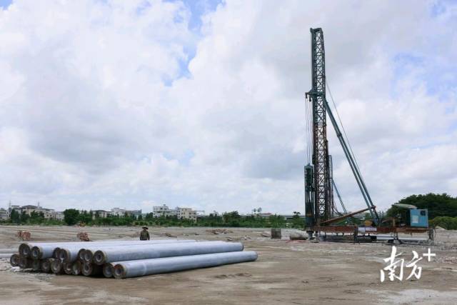 棒垒球三个场馆预计年底前将以全新面貌呈现。 棒垒球三个场馆预计年底前将以全新面貌呈现。