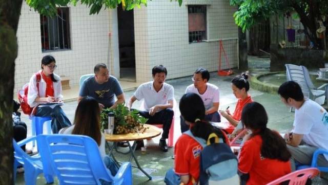 广油这一实践团在茂名柏桥讲堂感受乡村振兴的生动实践