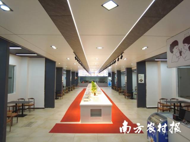 黄姚艺术村内配套完善的食堂餐厅。
