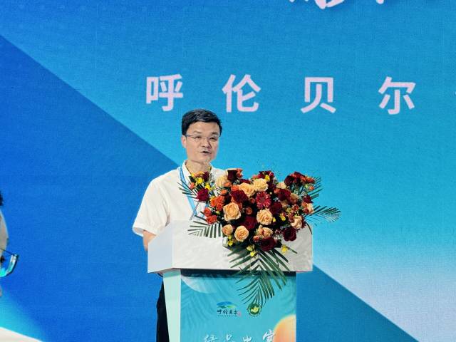 广东省农业农村厅二级巡视员罗一心现场讲话。