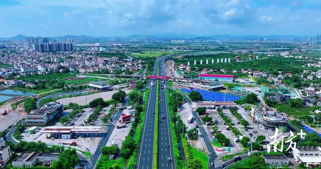 整改全市高速公路服务区。