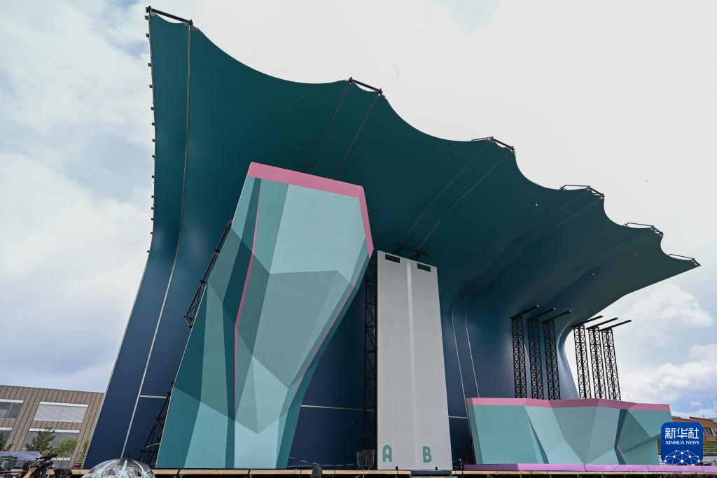 5月30日在法国巴黎近郊拍摄的勒布尔歇运动攀岩馆比赛场地。图/新华社 5月30日在法国巴黎近郊拍摄的勒布尔歇运动攀岩馆比赛场地。图/新华社