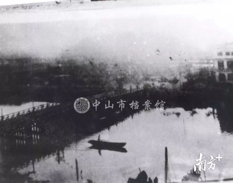 上世纪50年代的岐江桥(中山市档案馆藏)。
