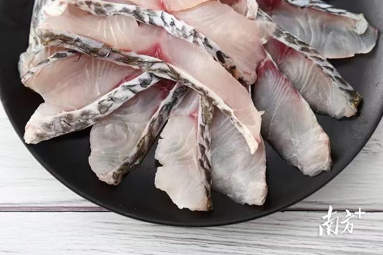 阜沙脆肉罗非鱼。