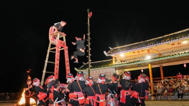 非遗绝技、瑶医瑶药走出深山，广西金秀村民致富有了新门路