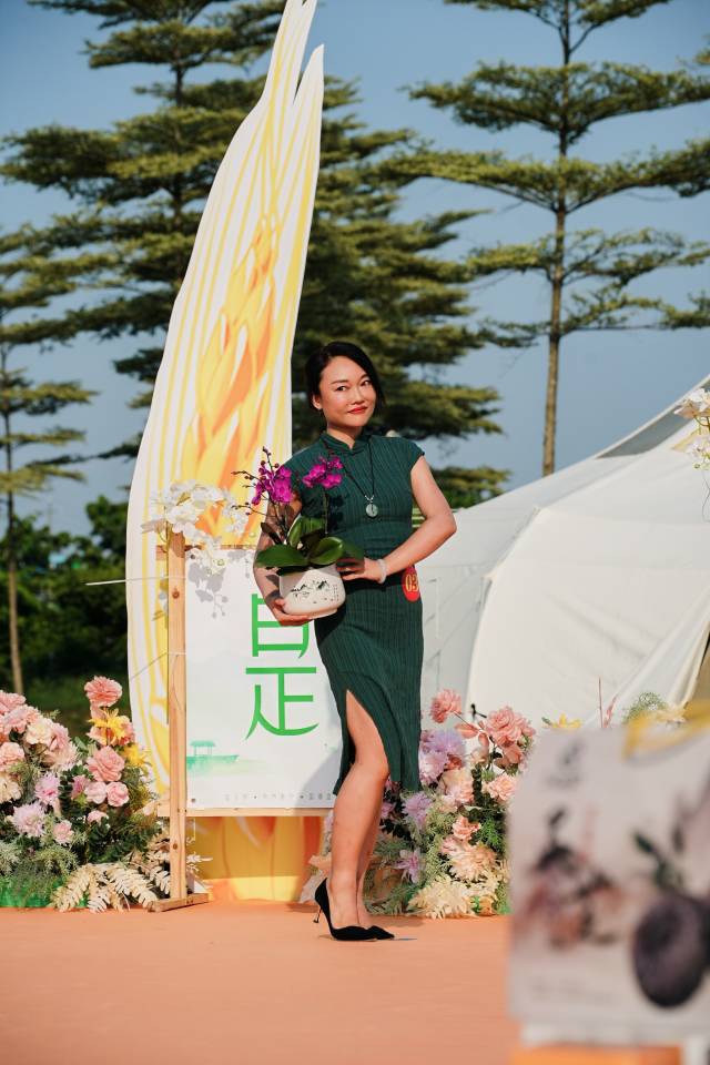 四會(huì)“村?！绷稚倬咝?。