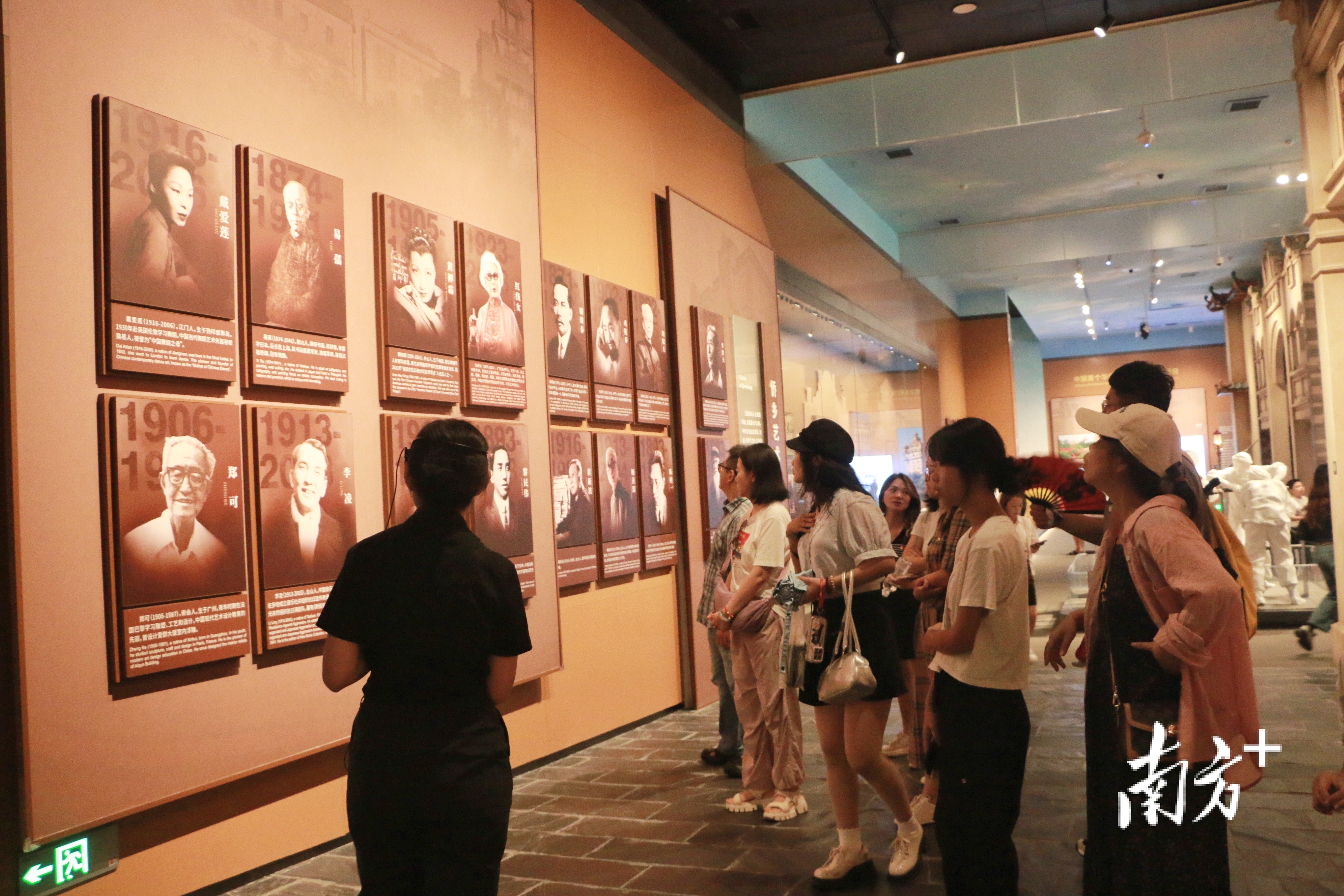 今年暑假，江门市博物馆日均接待3000多名游客。