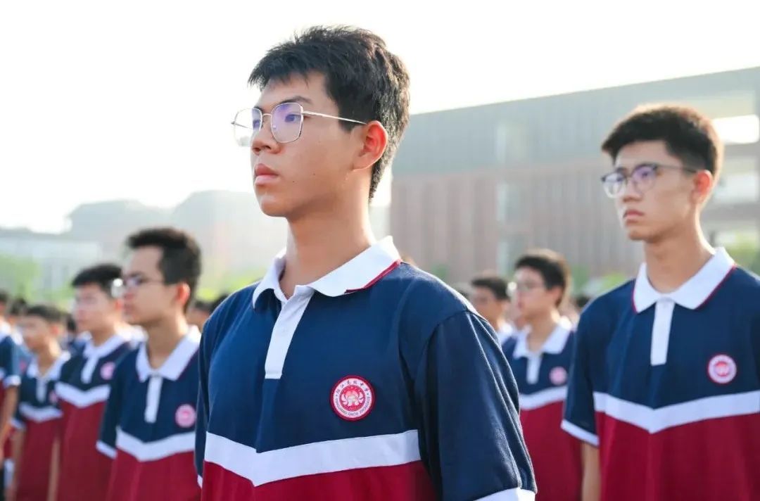 阳江高级中学开学典礼。梁文栋 摄 阳江高级中学开学典礼。梁文栋 摄