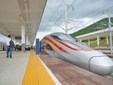 梅龙高铁“上新”！历经4年多建设，苏区融湾趁势提速