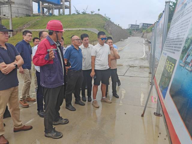 南宁港隆安港区宝塔作业区码头参观