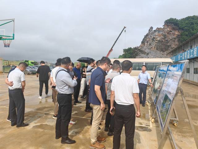 比亚迪智能新能源汽车综合测试场项目参观