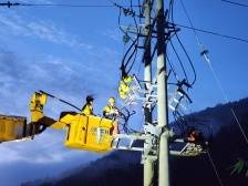 特别报道｜梅州供电局：满格电融湾动力足 高铁通苏区迎新机