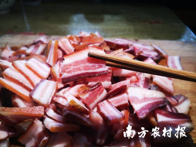 黑龙江白桦树汁、湘西腊肉等地方好物也将亮相广东省2024年“消费帮扶金秋行动”启动仪式现场。