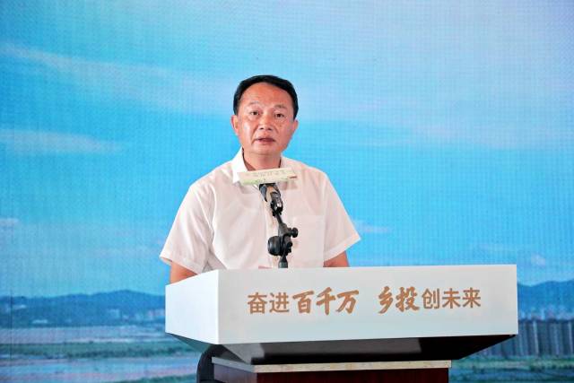 中山市副市长欧阳锦全。 中山市副市长欧阳锦全。