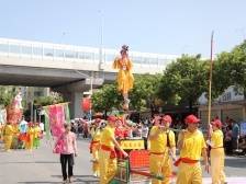 万人空巷赏飘色，中山黄圃举行特色民俗盛宴迎国庆