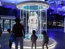 解锁新场景！国庆假期前三天，近7000人次在珠海“遨游太空”