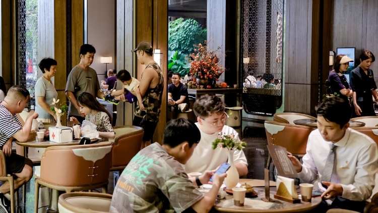 广州国庆楼市日均成交翻倍，预计还会有翘尾行情 |楼市直击