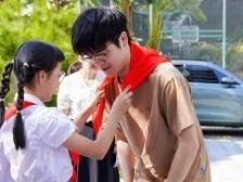 “八冠王”进校园！柯洁走进龙华未来小学