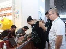 大湾区的石头“国宝”，如何吸引住“歪果仁”？