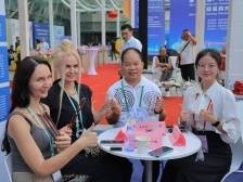 洋客商在广交会寻新品，与电白小家电“做生意”| 响亮打卡vlog