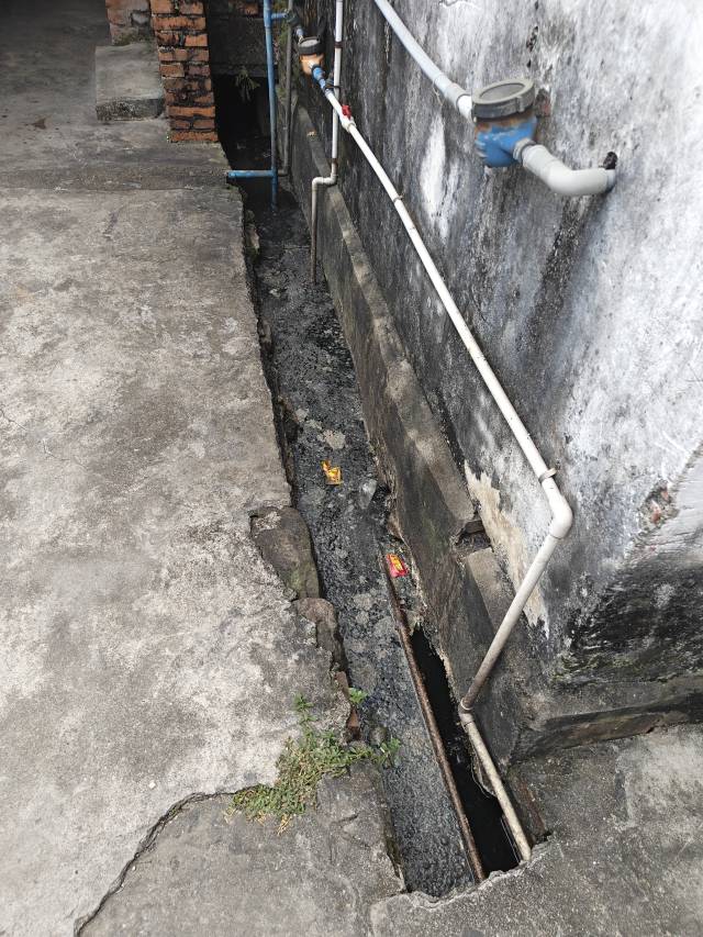 黄江镇袁屋围村部分区域污水问题突出。