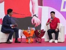 谢思埸到江门台山分享：今天跳好还不行，每一天都要跳好