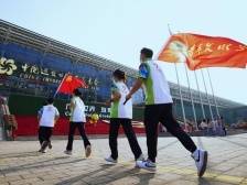 在广交会，这支交通保障队伍志愿服务二十载