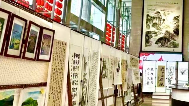 奋进新征程 翰墨颂华章 | 南方报业干部职工书画展开幕