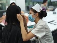 改善“亚健康”，云城街萧岗医院中医理疗送园区