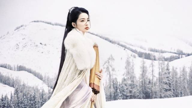 李沁：金鹰奖提名是对我职业生涯的一次鼓励｜独家