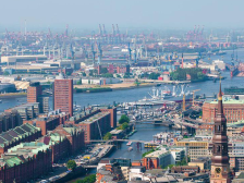 从数字到绿色：港口竞赛“第二增长曲线”｜再造新广州 跨国调研行