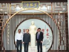 濠故事 | 濠江中学校长尤端阳：澳门第一面五星红旗在这里飘扬75年，为的是爱国薪火代代相传