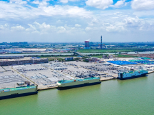 从一港到多港：以港为名的城市突围｜再造新广州 跨国调研行