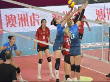 深圳女排主场憾负山东，周六将战江苏女排