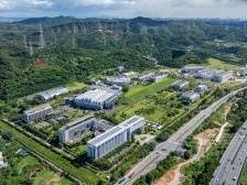 普通企业也能用上“国之重器”，“超级显微镜”借慧眼测产品｜松湖好“试”