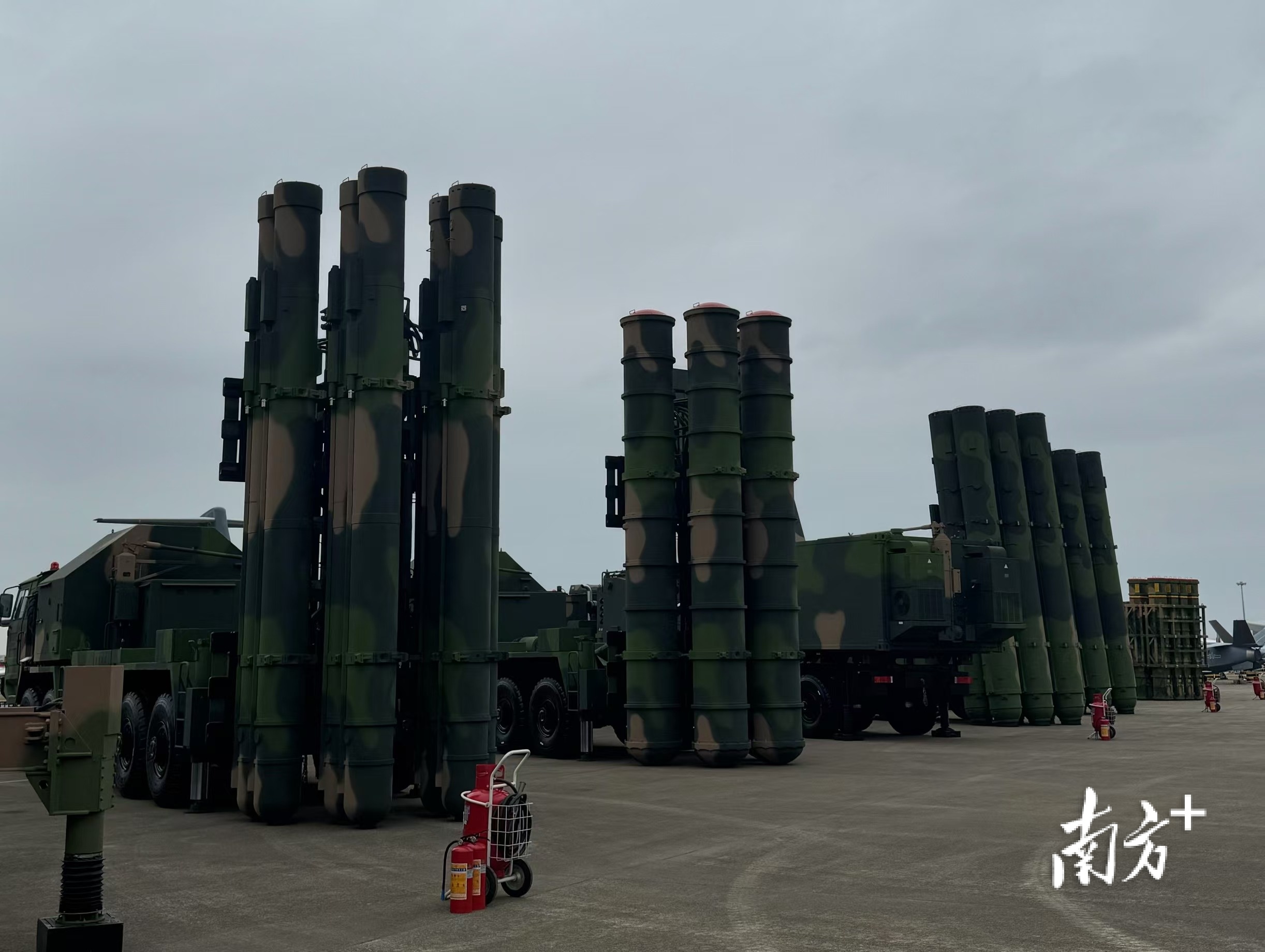 航展探营｜倒计时两天！歼-35A +歼-20S两款五代机同台，这些装备都是