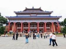 走进2024岭南影响力年度活动，来一场全球投资发展头脑风暴