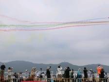 彩练当空舞！中国空军，这里有份来自珠海蓝天的生日祝福