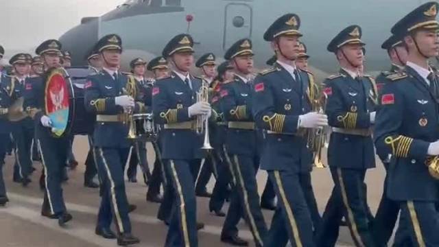 空军军乐队亮相珠海航展