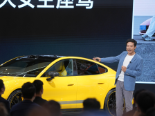 跟着雷军逛车展，军事专家逛航展，知名作家逛书展 | 在+听讲