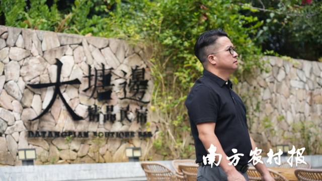 陈国坚在大塘边精品民宿。 陈国坚在大塘边精品民宿。