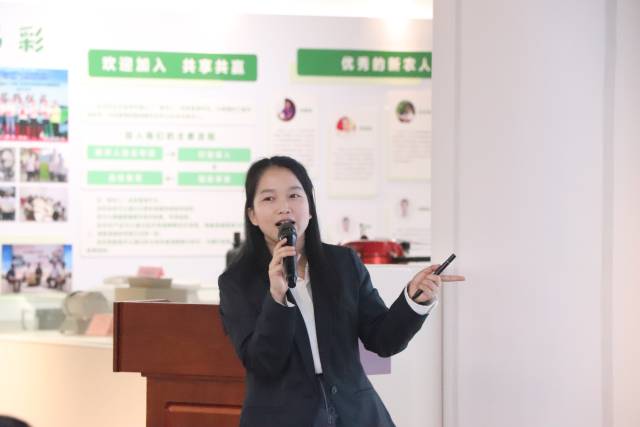 廣東省農(nóng)村電子商務(wù)協(xié)會(huì)專家講師林小東。