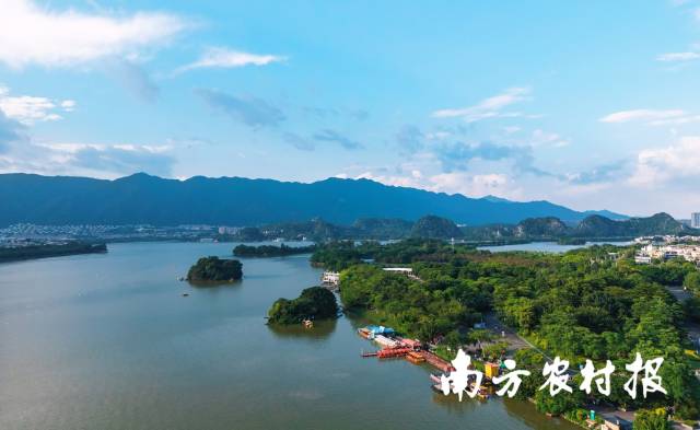 肇庆山清水秀，风景宜人