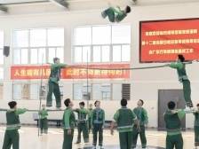 “竹竿舞+杂技”超震撼！广东这个节目“火出圈”