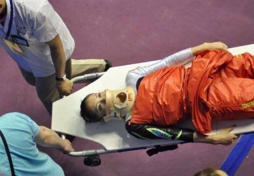 体操冠军"擦边"之争:退役运动员转战互联网的机遇和难题