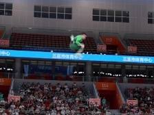 “哇”声一片！广东运动员秀“竹竿舞+杂技”惊艳全场